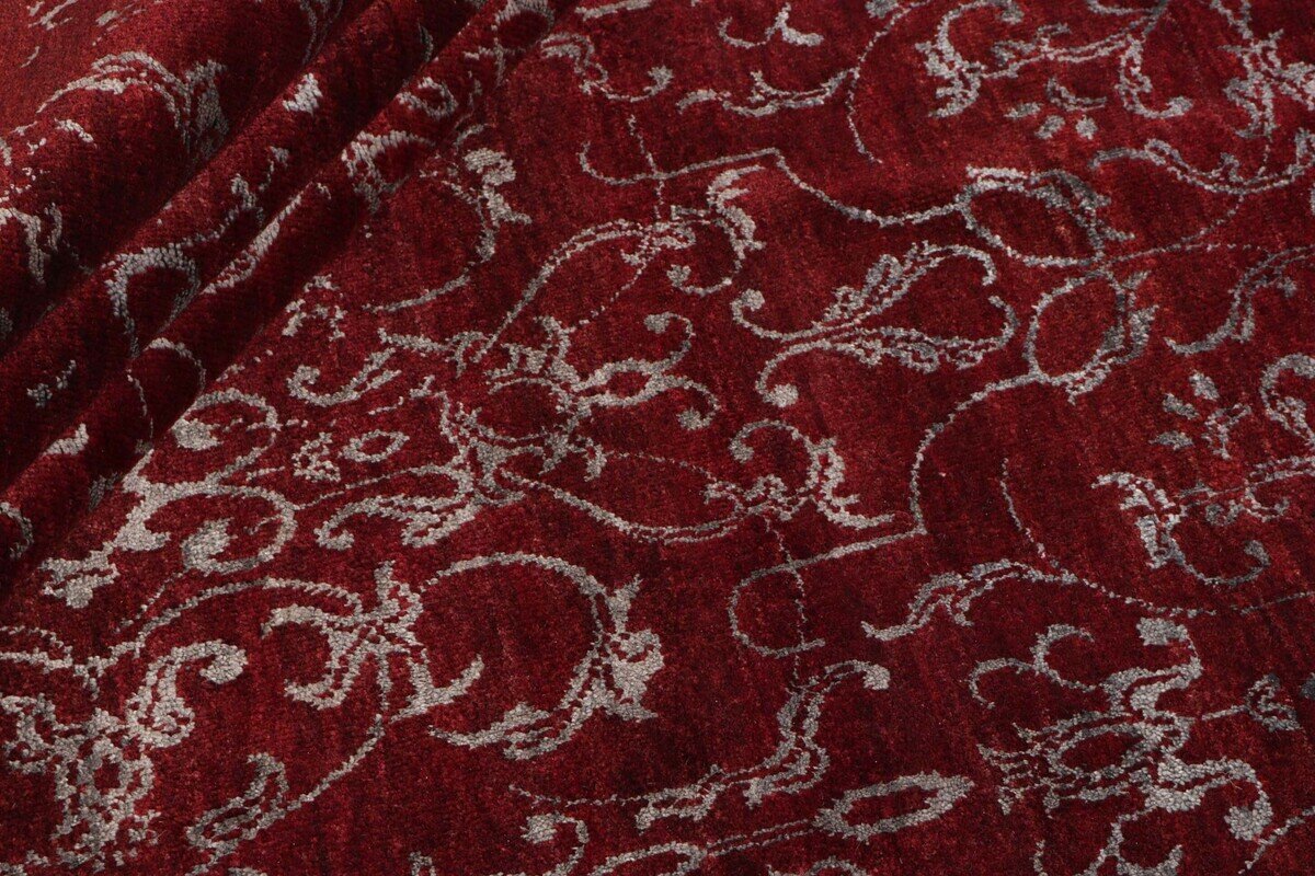 Elodie Manor Damask Rug