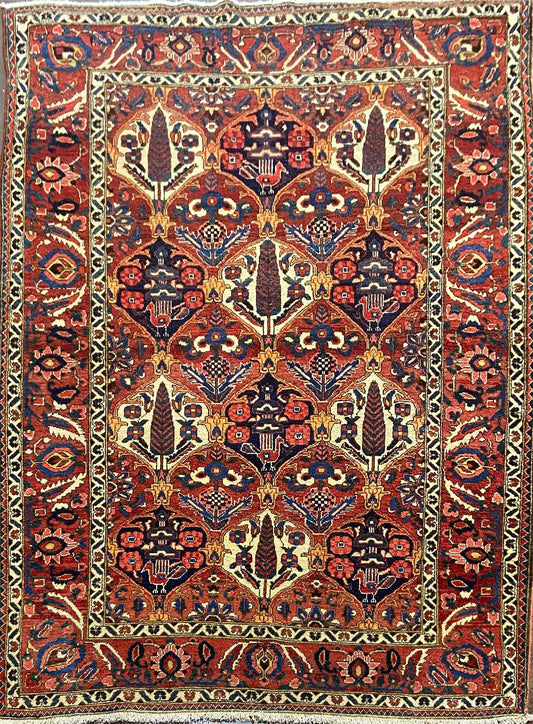 Fine old Persian Bakhtiar Wool Rug 213 x 157 m