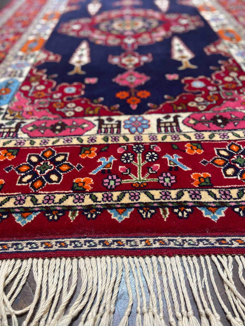 tabriz-rug-side