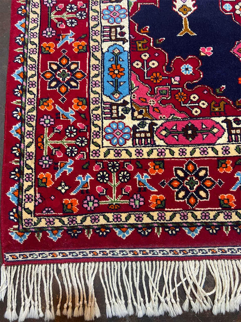 tabriz-rug-corner