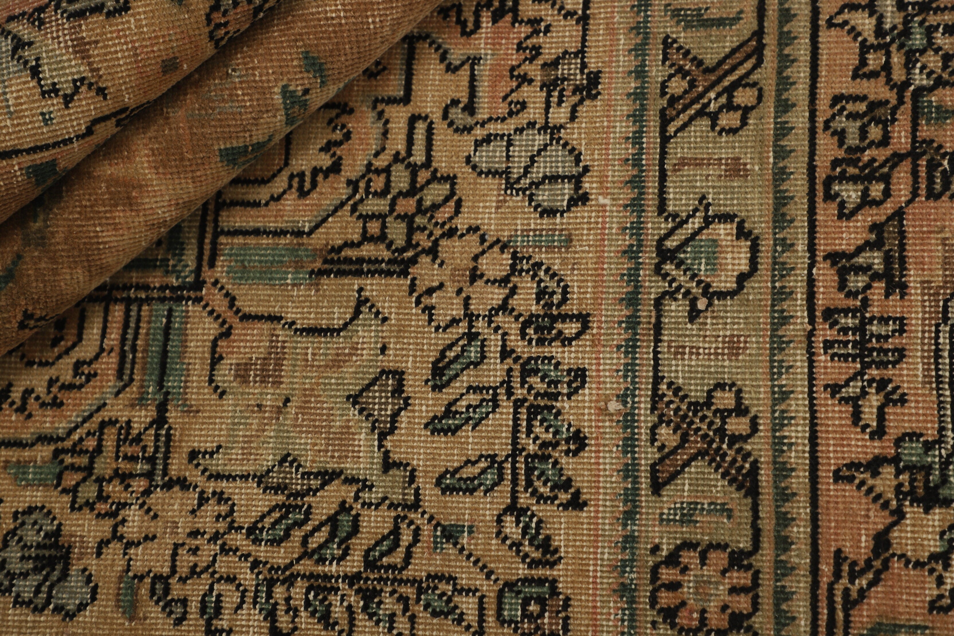 Hazel Nomad Vintage Rug