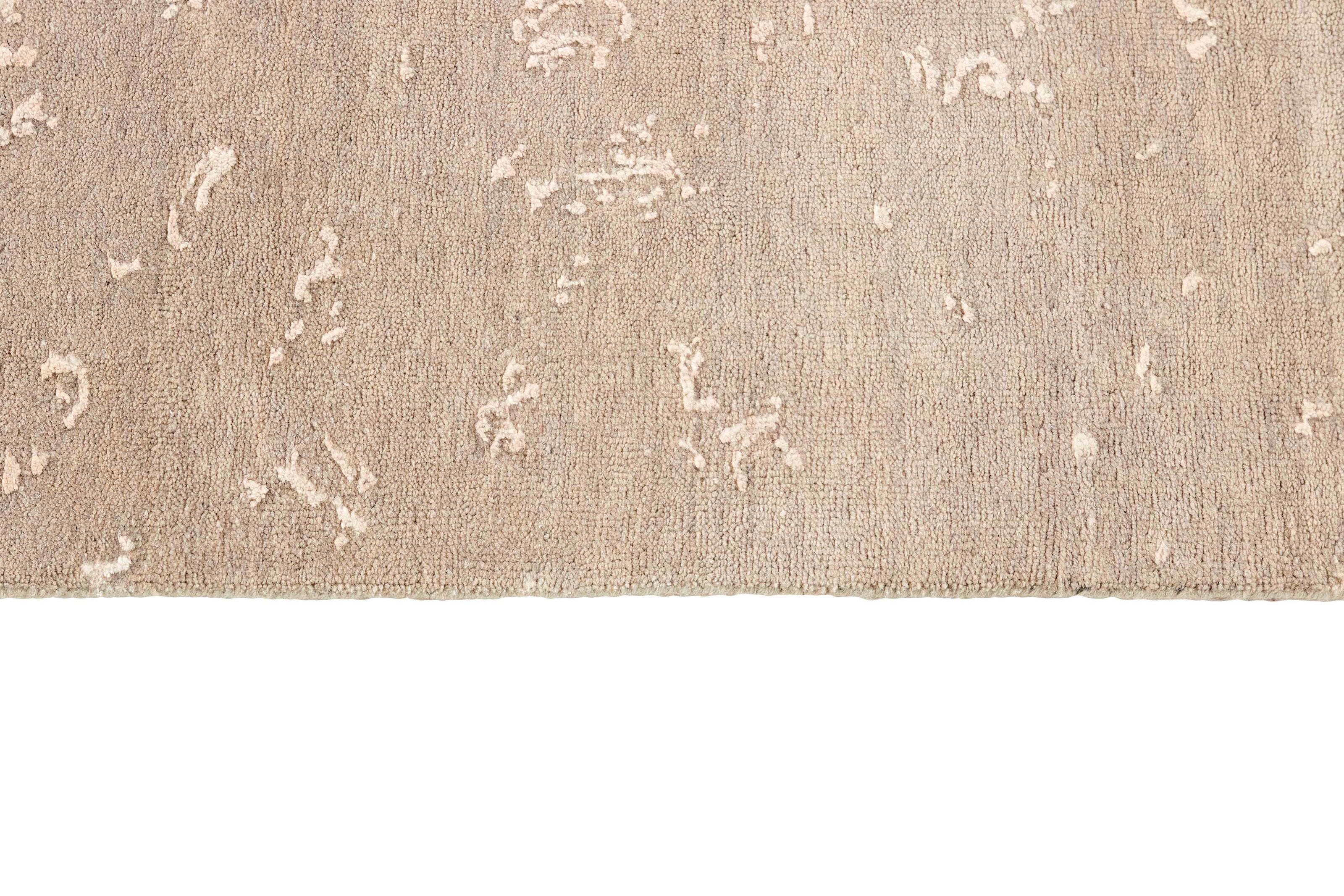 Hazel Woven Damask Rug