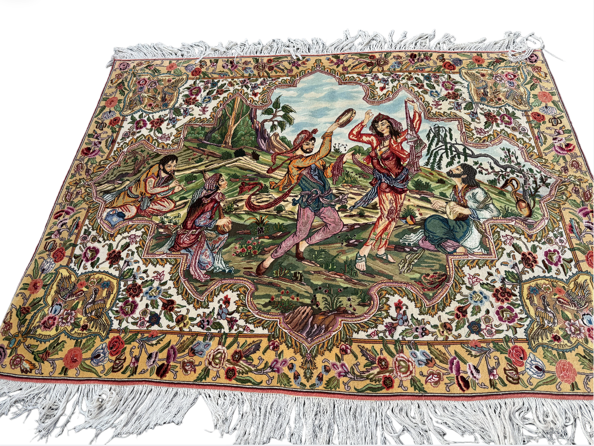 Fine Persian Handmade Tabriz Rug 199 cm x 150 cm