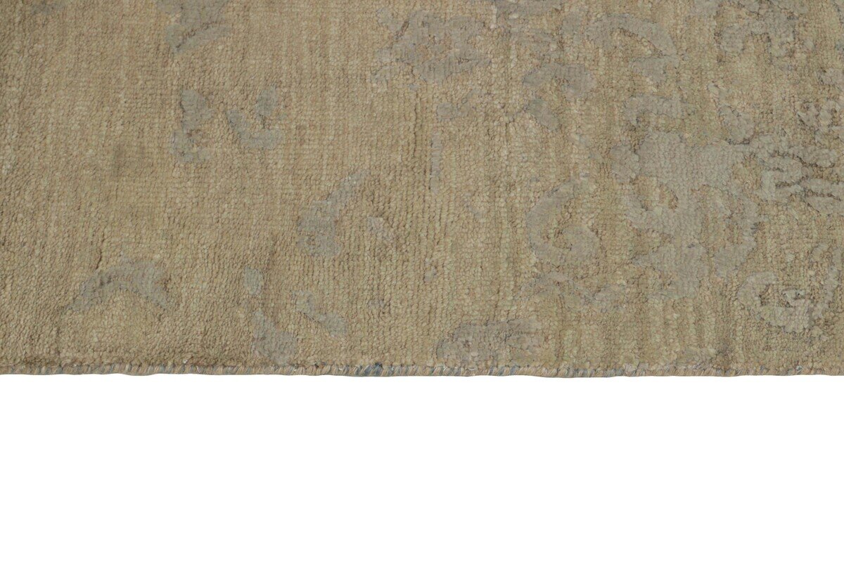 Iris Woven Damask Rug