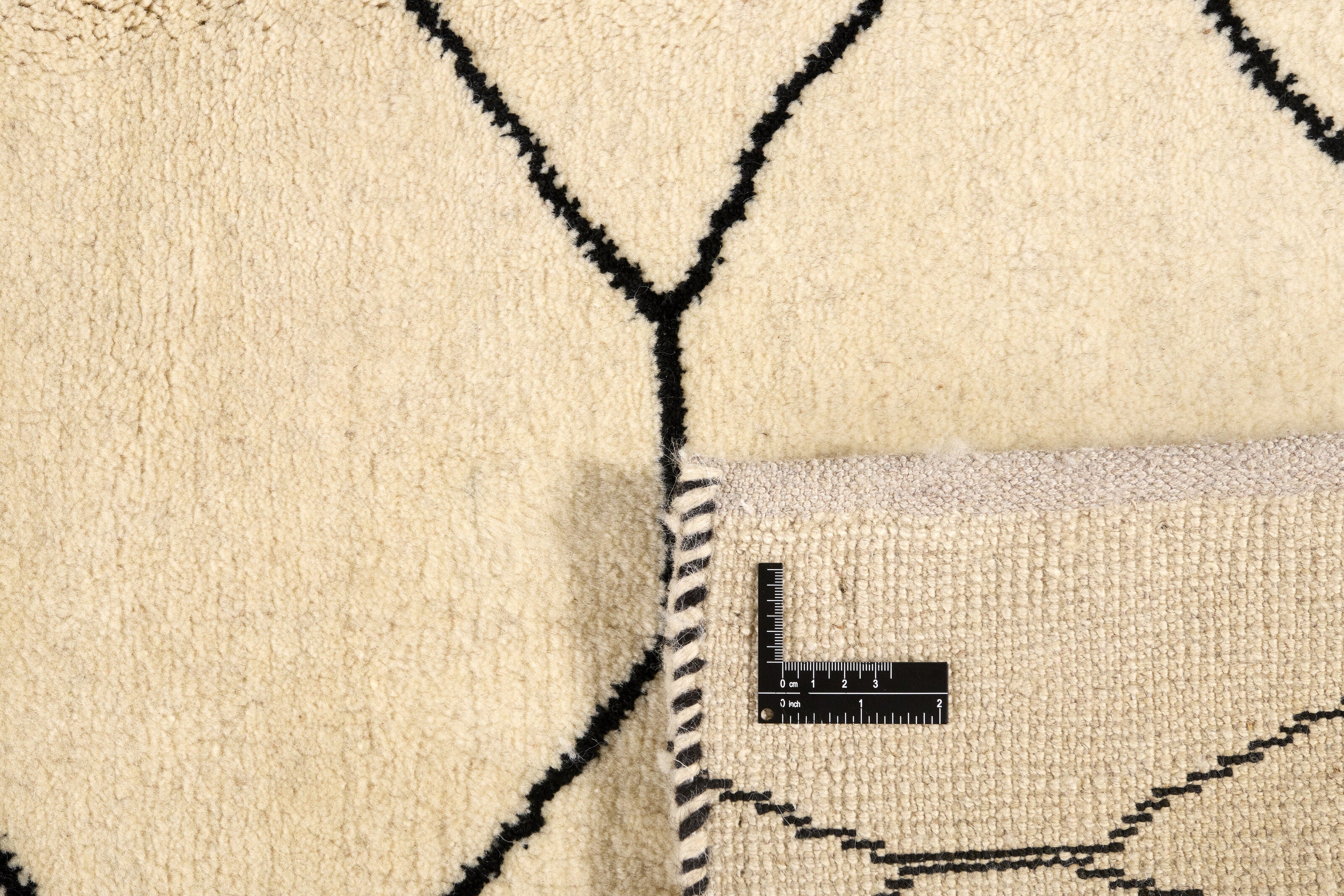 Ivory Gallery Textured Rug