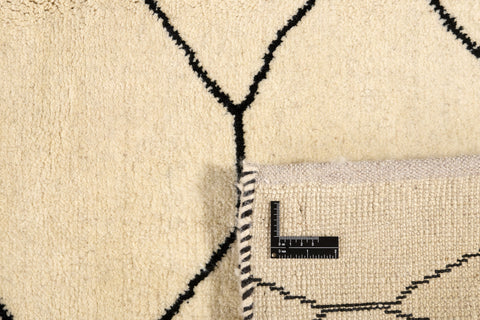 Ivory Gallery Textured Rug