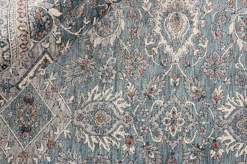 Ivory Meadow Design Rug