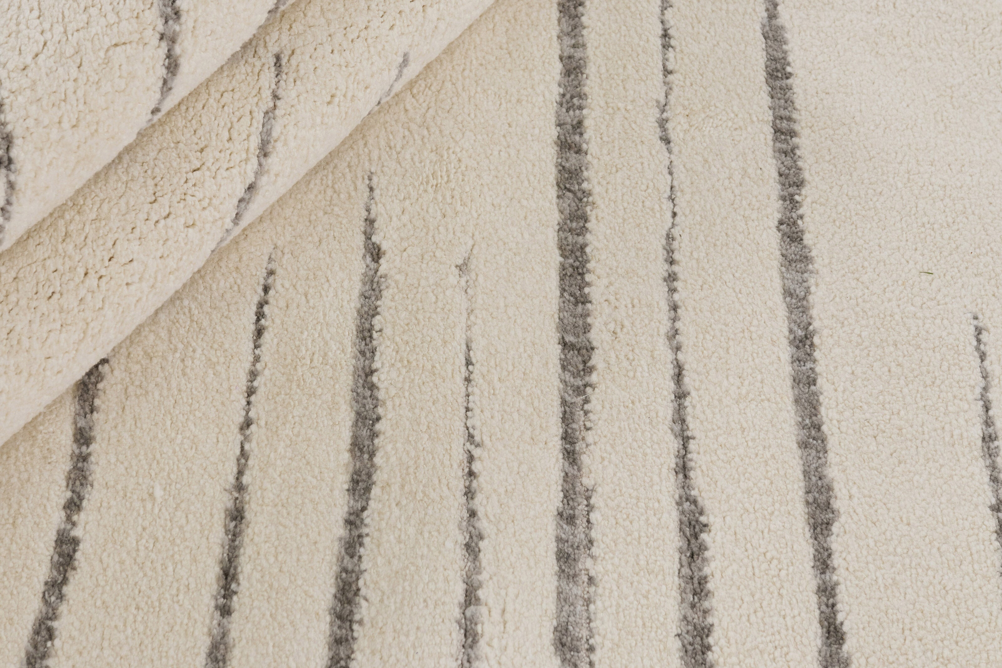 Ivory Mosaic Design Rug