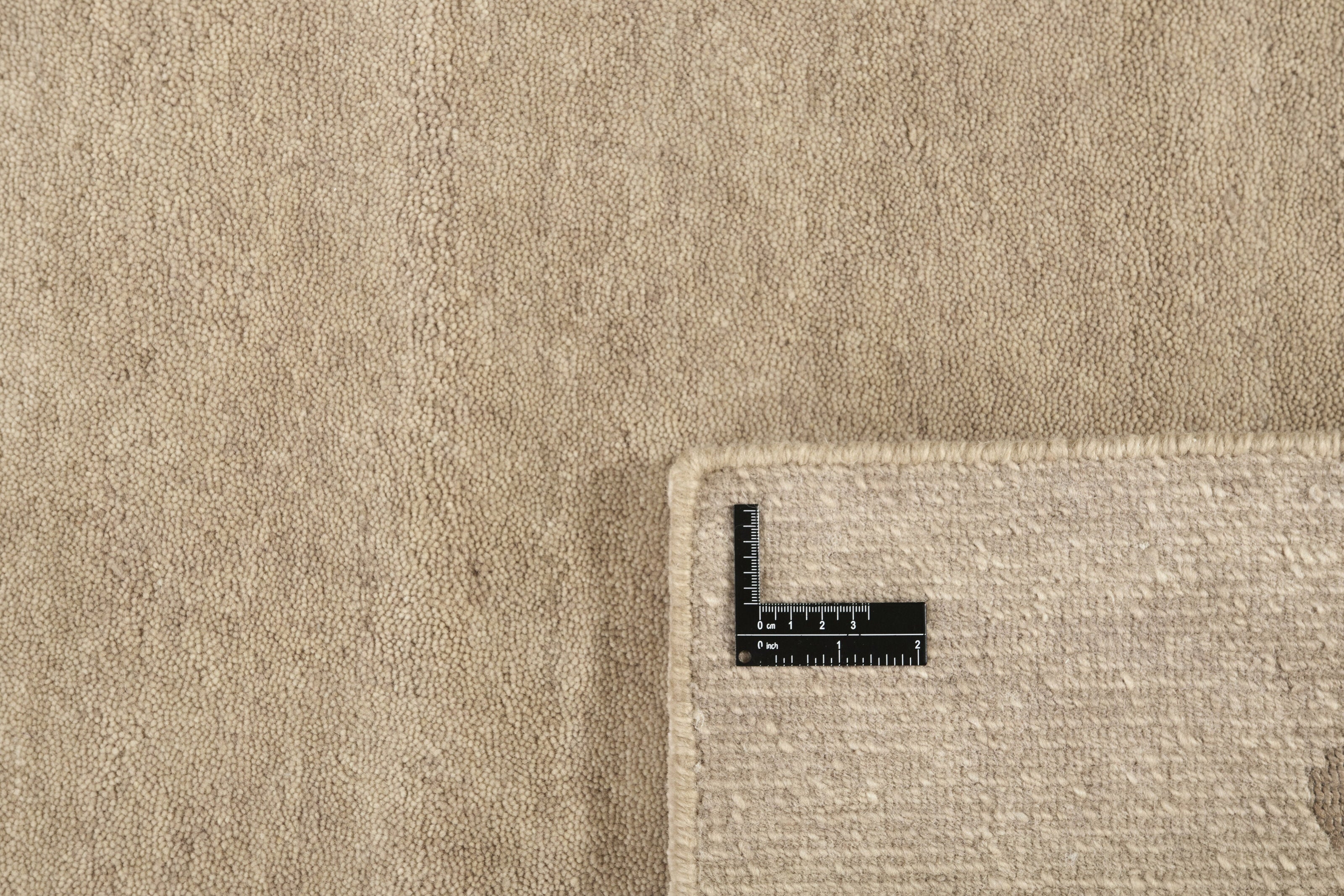 Ivory Veranda Design Rug