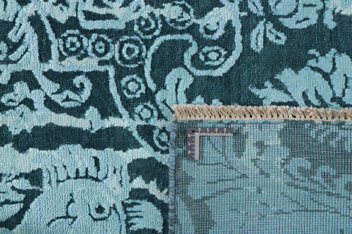 Juniper Manor Damask Rug