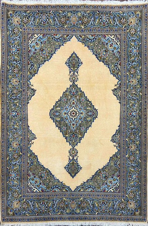 Fine Kashan Persian Wool Rug 158 x 106 cm