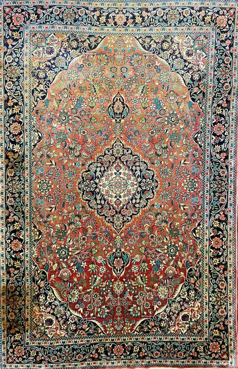 Kashmir Silk Wool Rug 187 x 126 cm