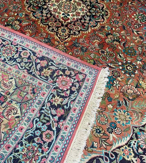 Kashmir Silk Wool Rug 187 x 126 cm