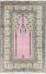 Kashmir Silk Prayer Rug 137 x 90 cm