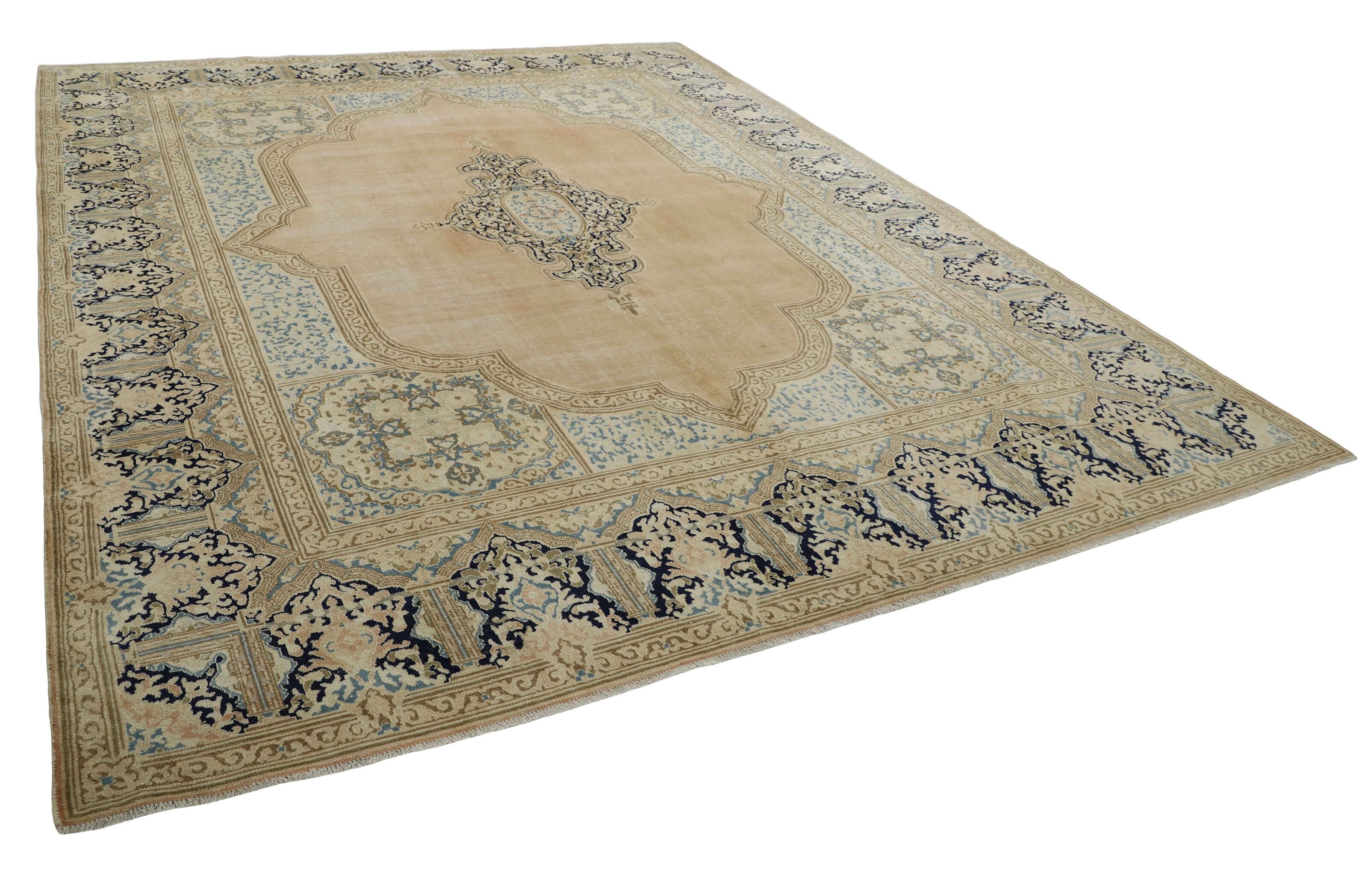Linden Vista Kerman Rug