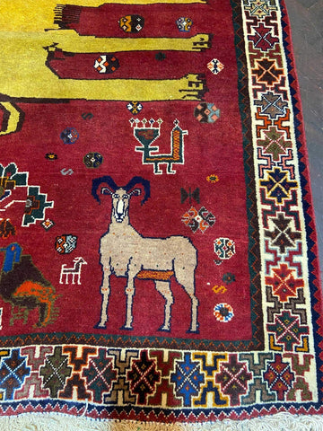 lion-tribal-rug-corner