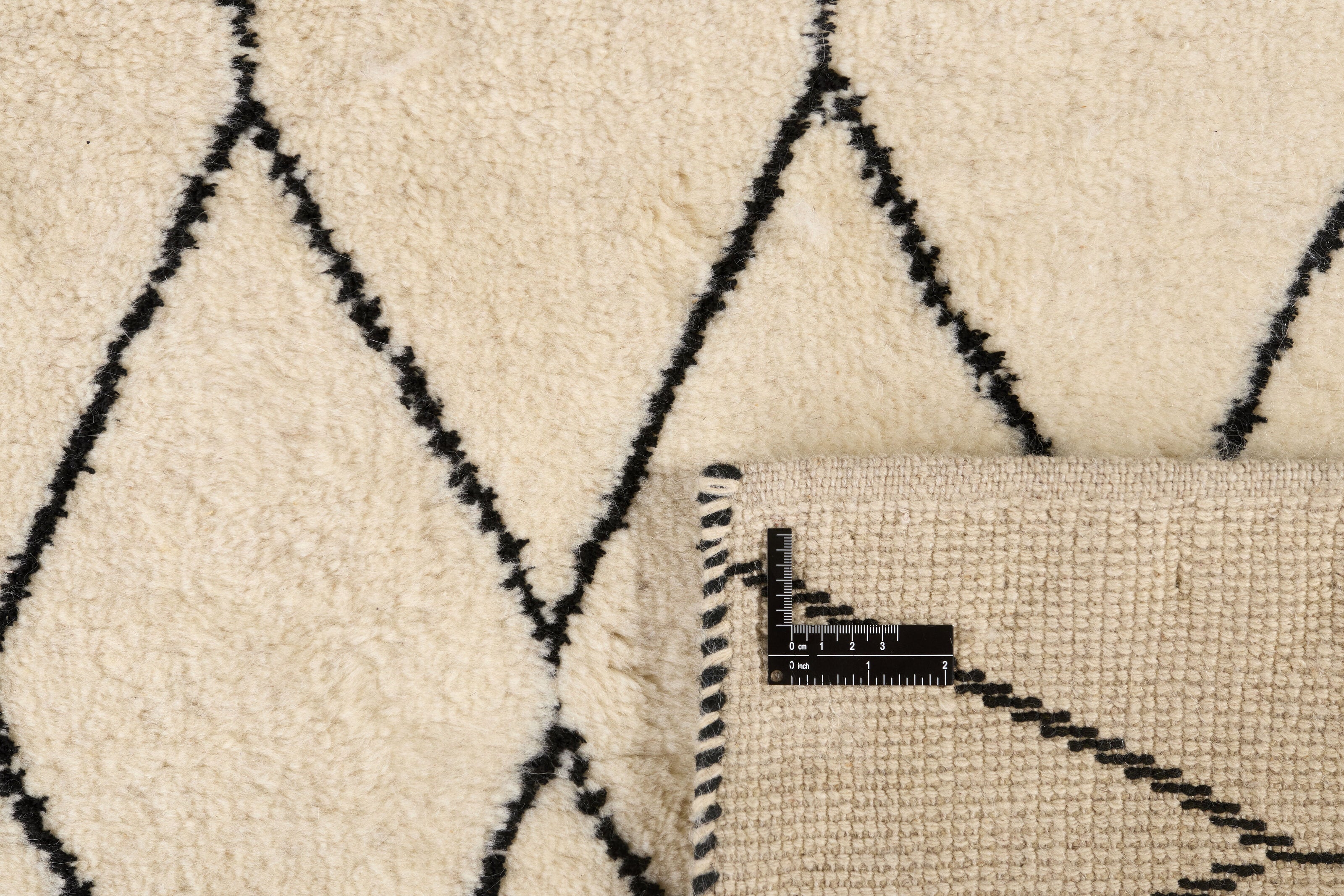 Luna Gallery Textured Rug