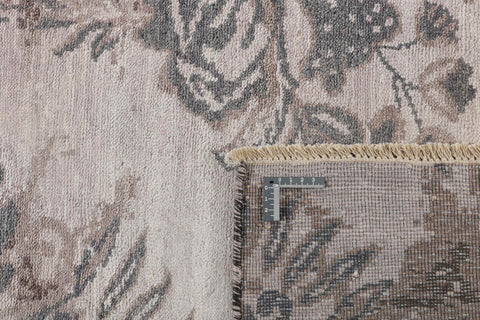 Luna Manor Damask Rug
