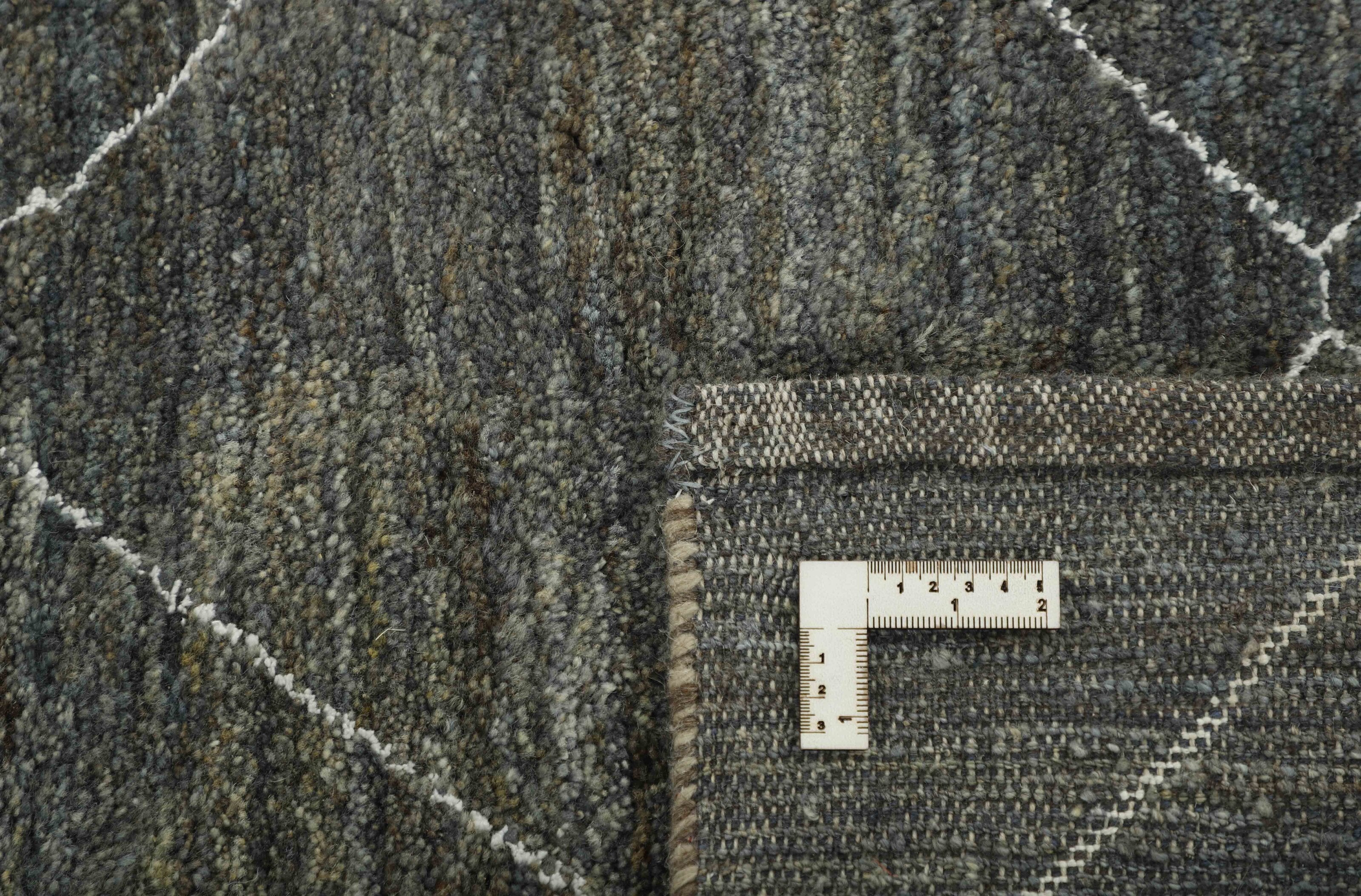 Lyra Gallery Textured Rug
