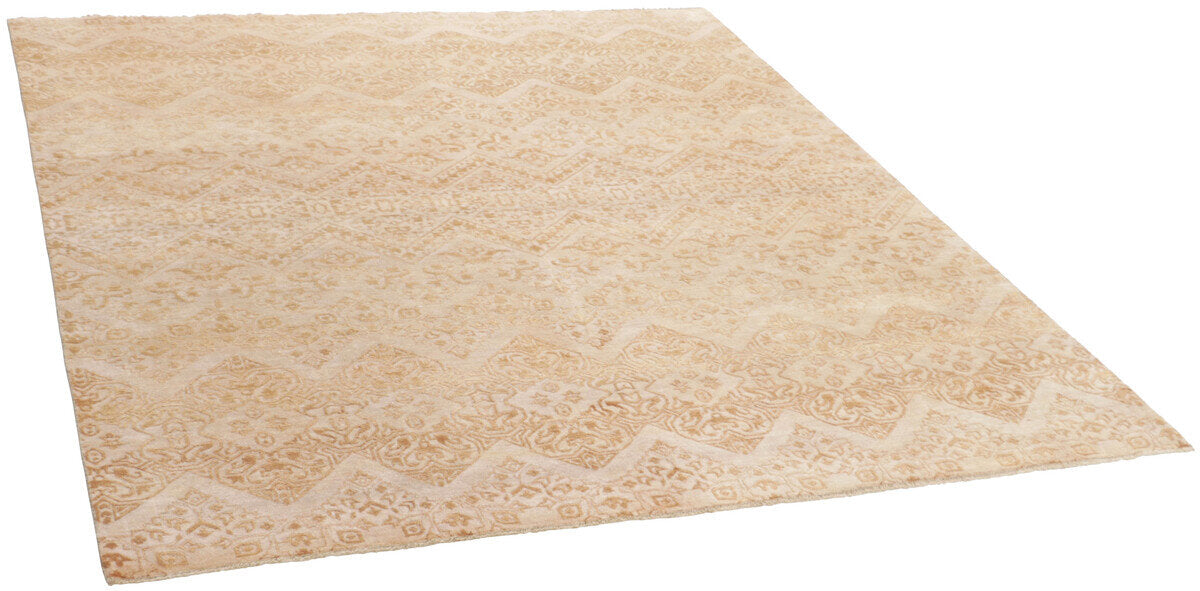 Lyra Manor Damask Rug