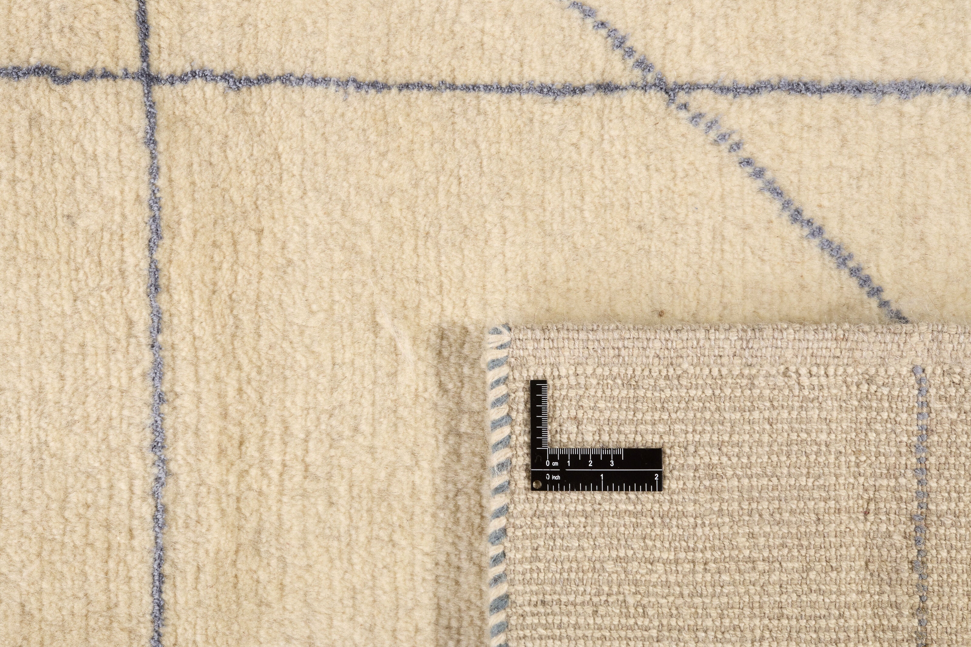 Mira Gallery Textured Rug