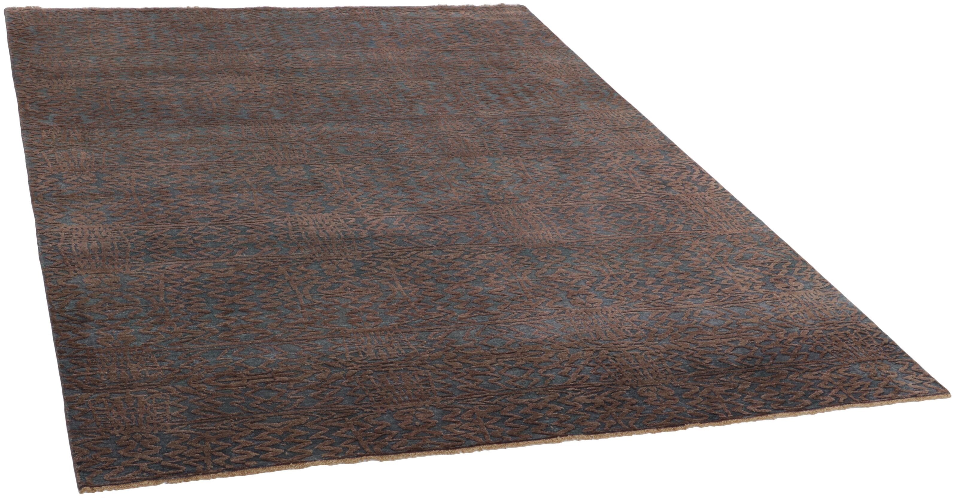 Mira Woven Damask Rug