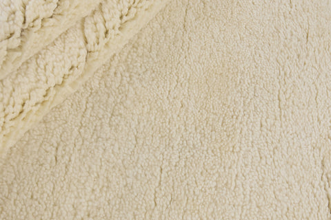Modern Handmade Rug – 170 × 240 cm