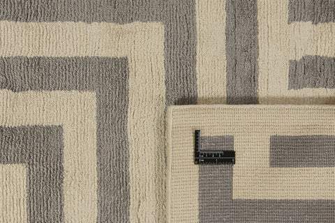 Modern Handmade Rug – 300 × 200 cm