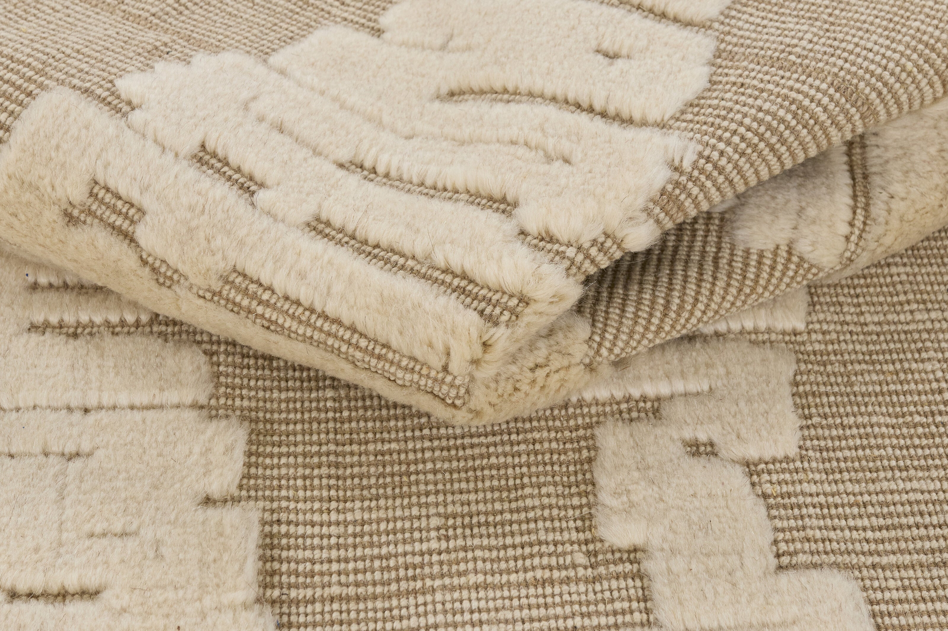 Neroli Ember Modern Rug
