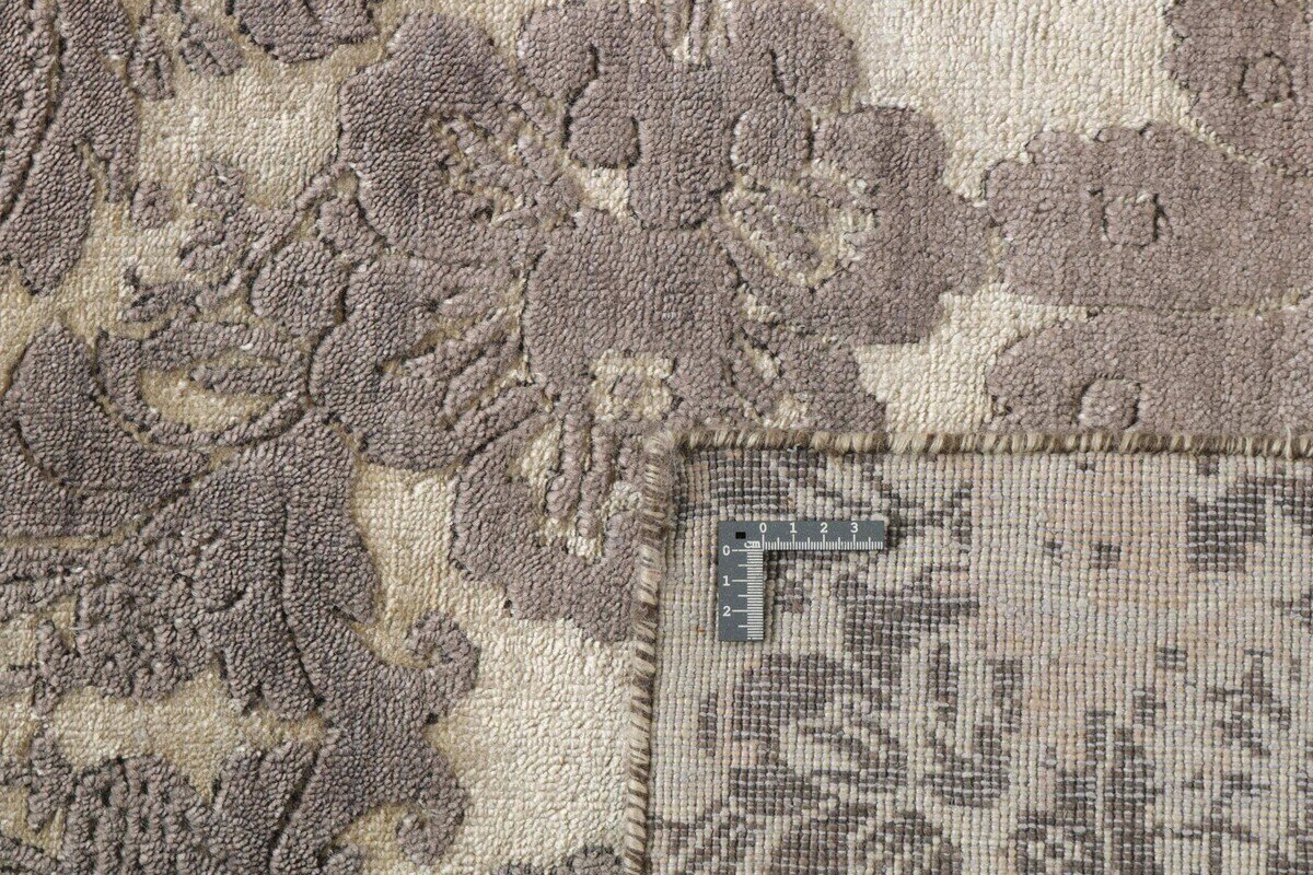 Neroli Manor Damask Rug