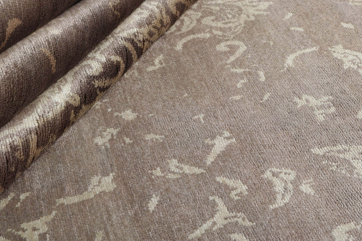 Nola Manor Damask Rug