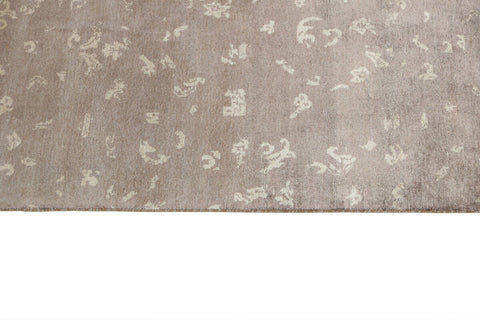 Nola Manor Damask Rug