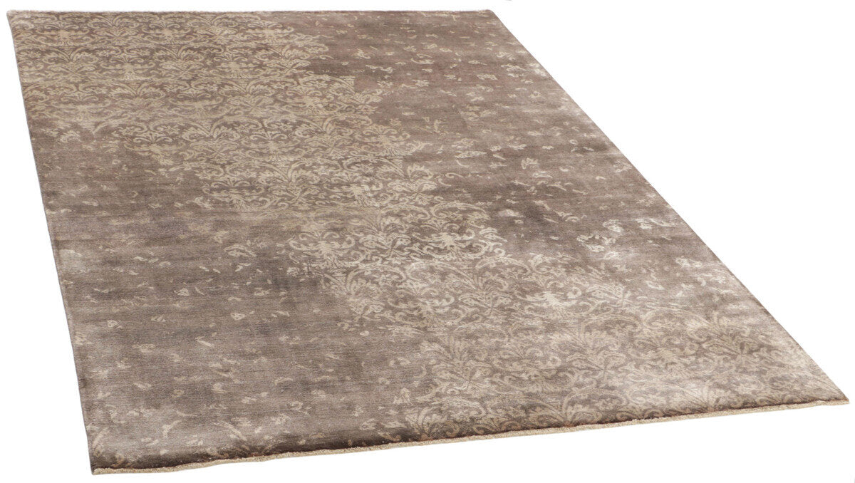 Nola Manor Damask Rug