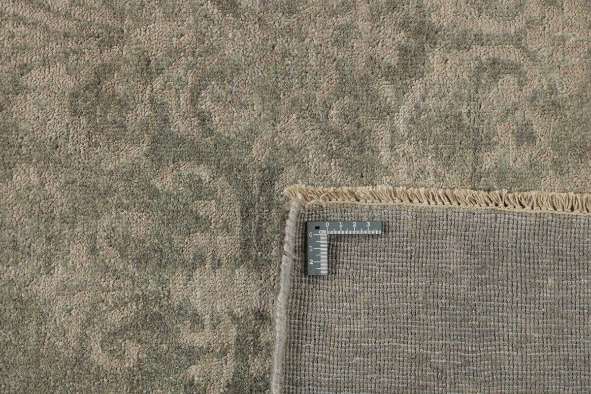 Nola Manor Damask Rug