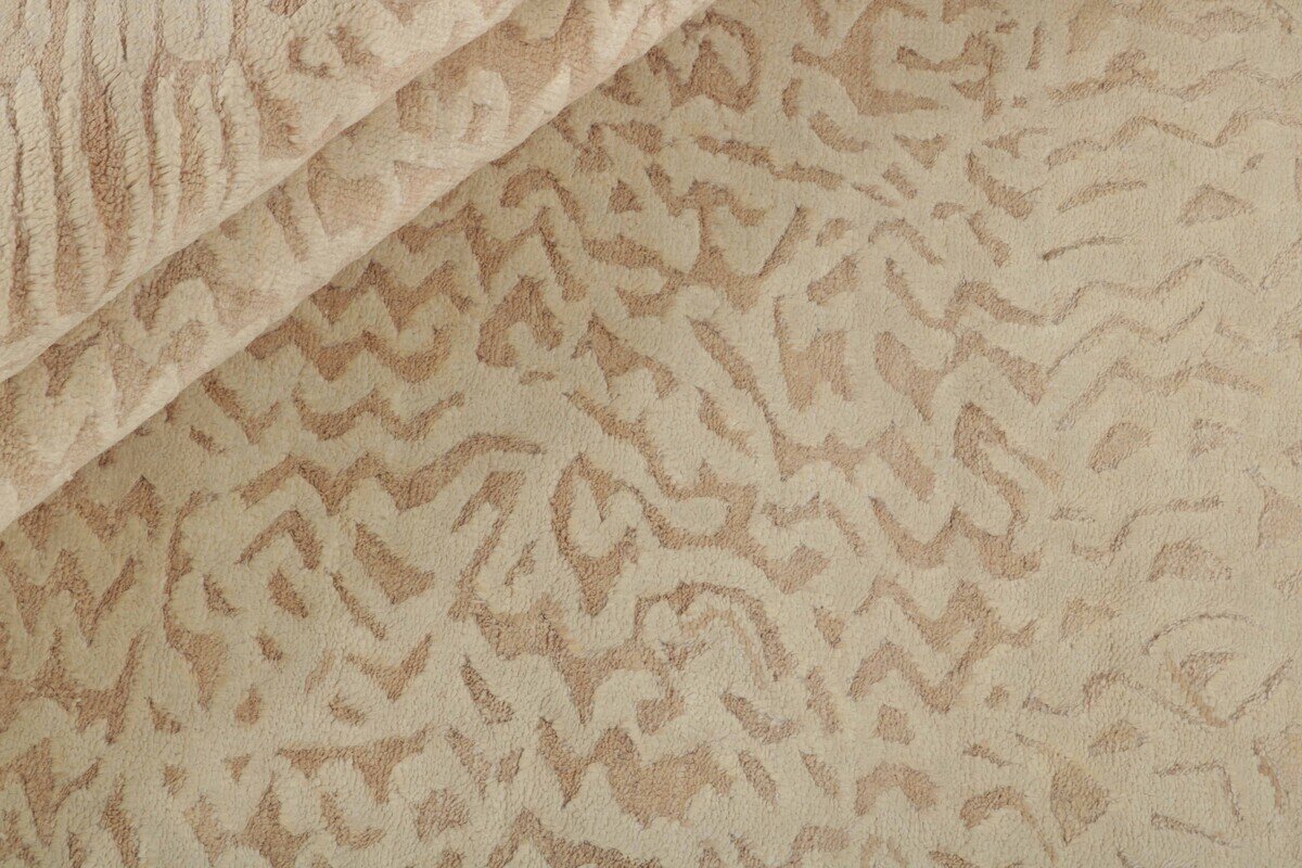 Nola Woven Damask Rug
