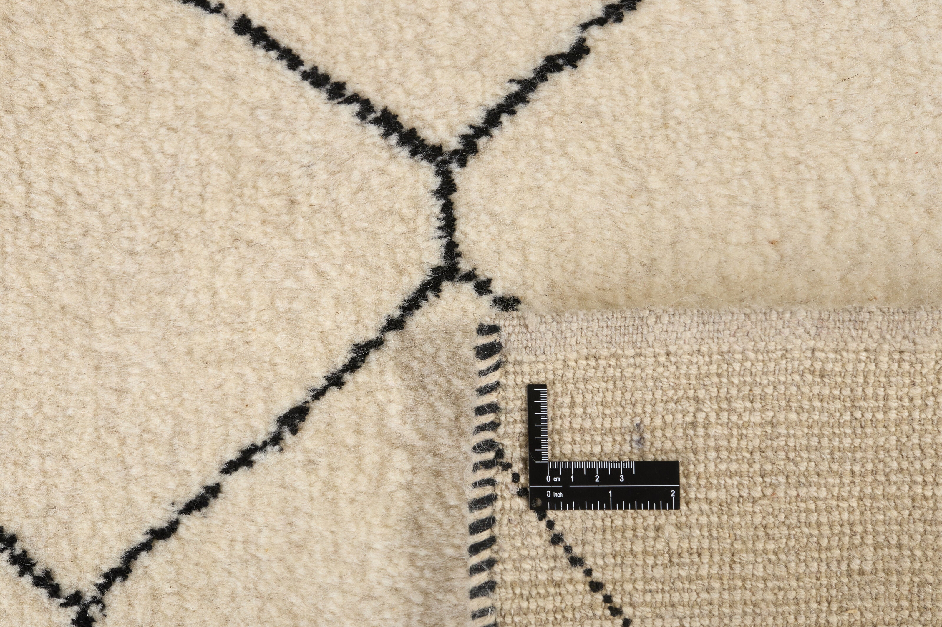 Orla Gallery Textured Rug
