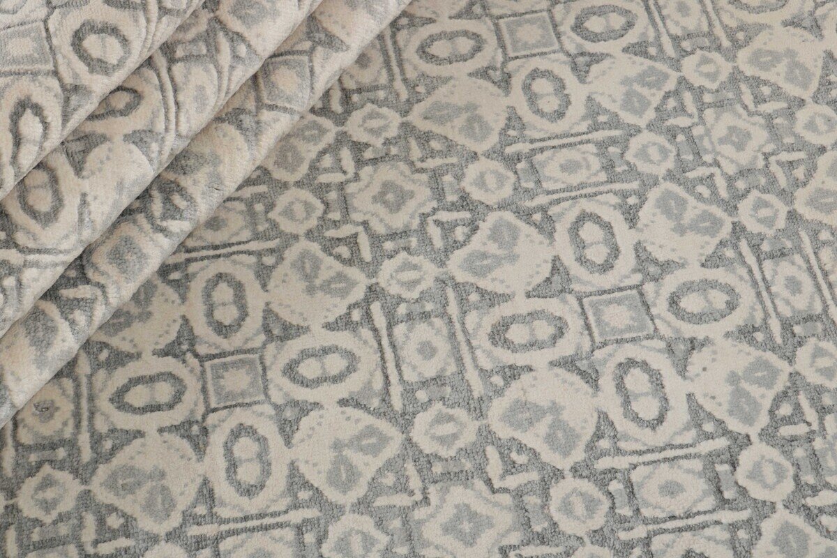 Orla Manor Damask Rug