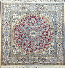 Beautiful Fine Persian Nain Rug 195 x 205 m