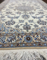 Fine Persian Nain Rug 150 x 102 cm