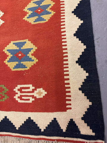 shirazrug-corner