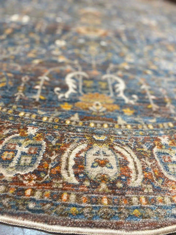 round-powerloom-rug-middle