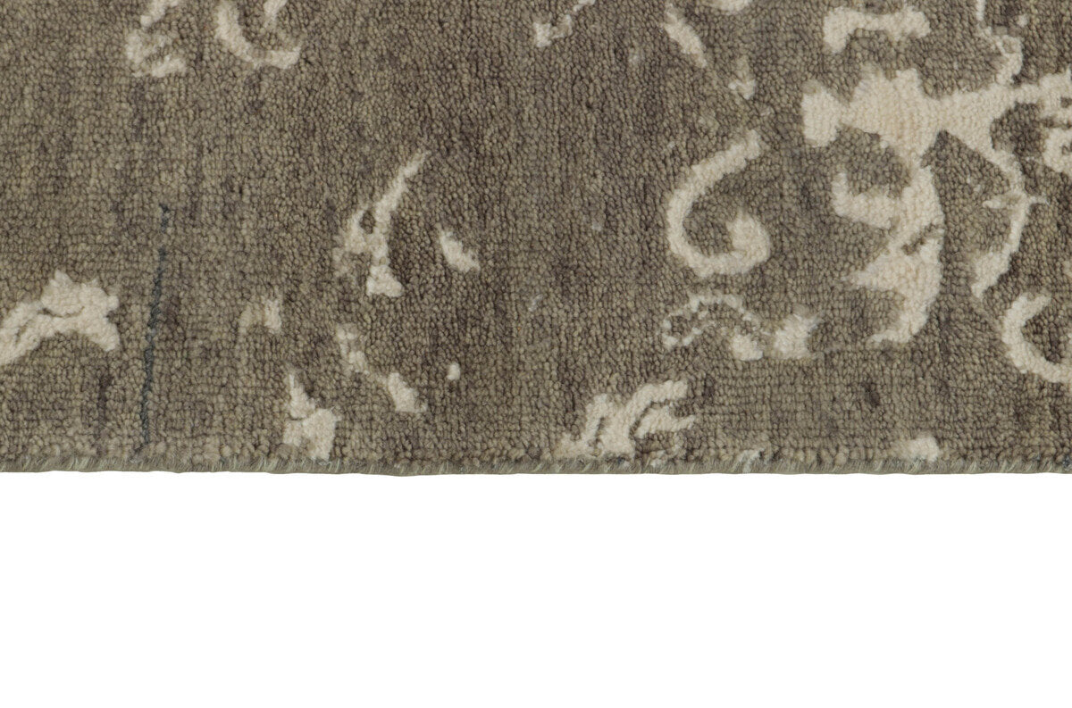 Seren Woven Damask Rug