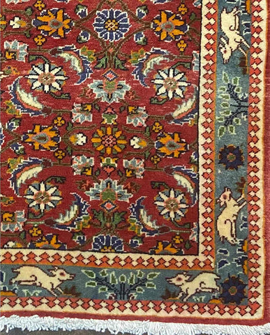brown-blue-shiraz-rug-corner