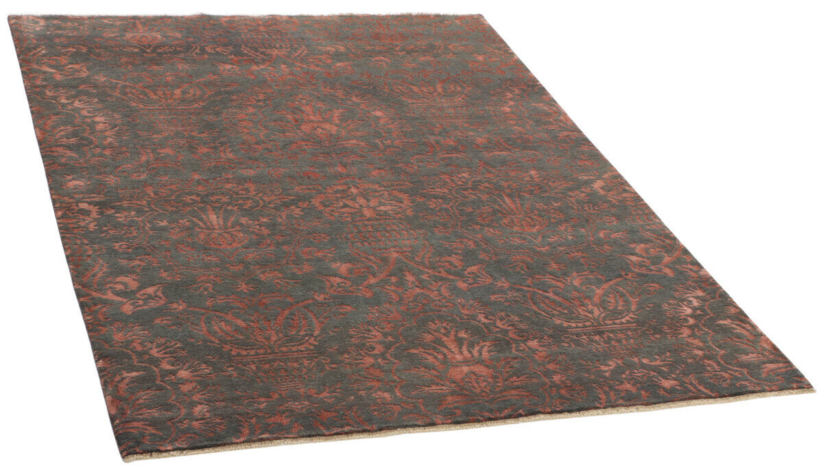 Solana Manor Damask Rug