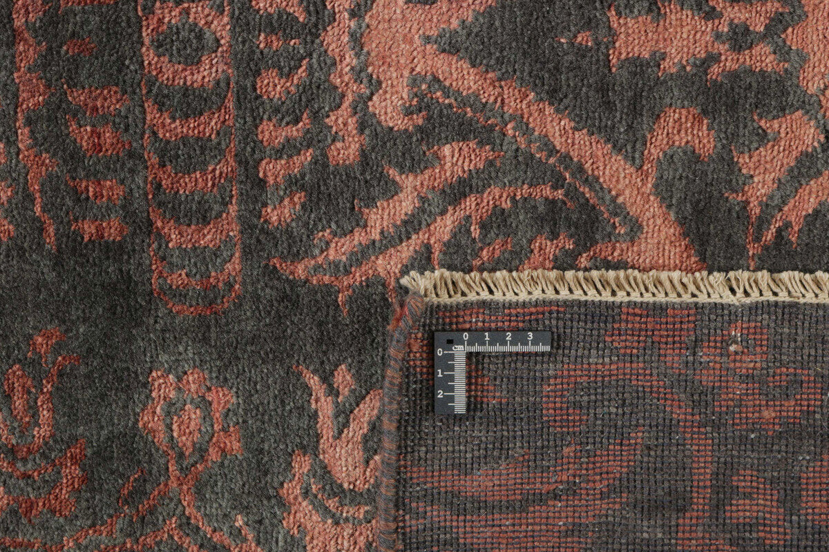Solana Manor Damask Rug