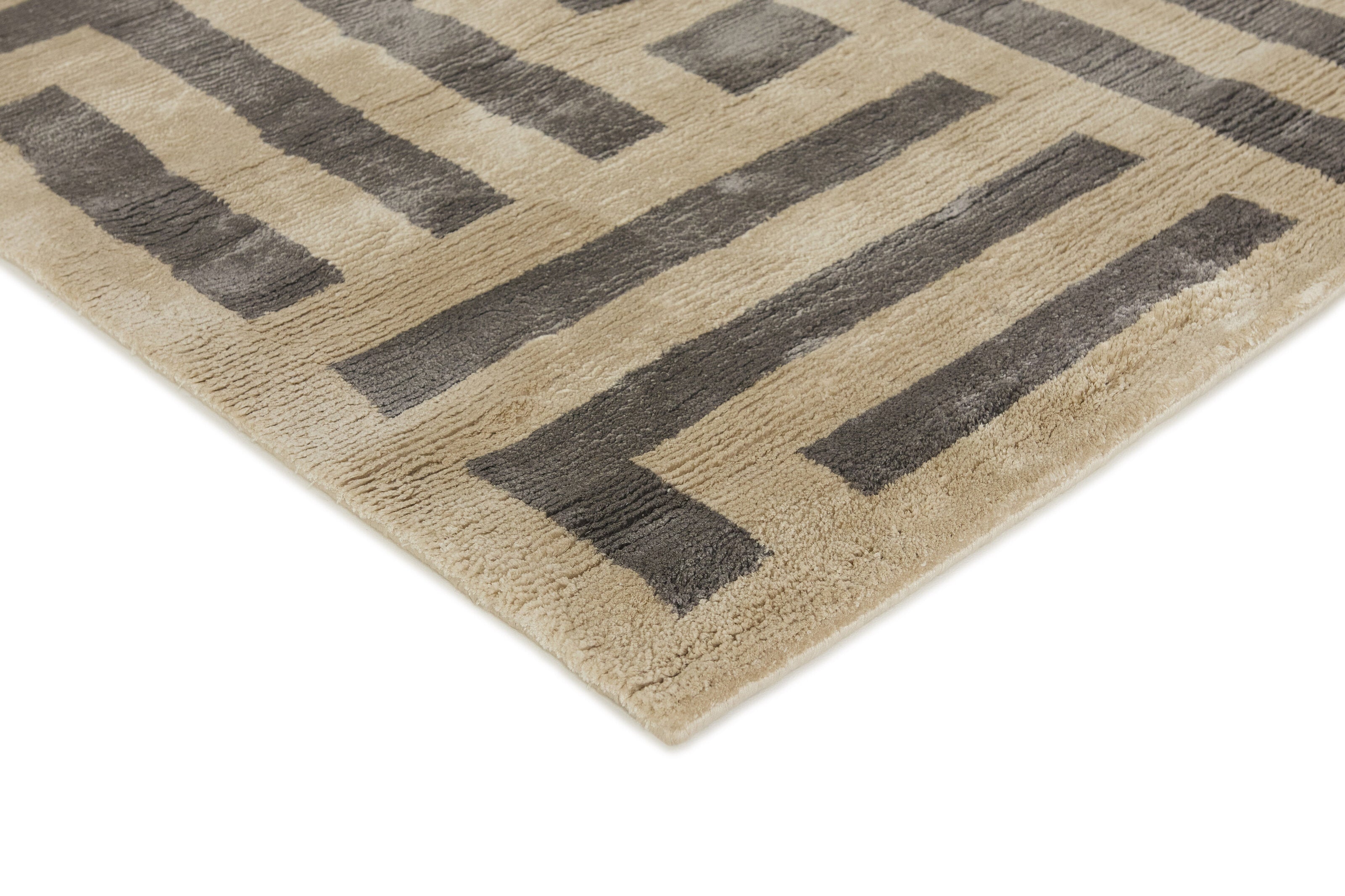 Talia Ember Modern Rug