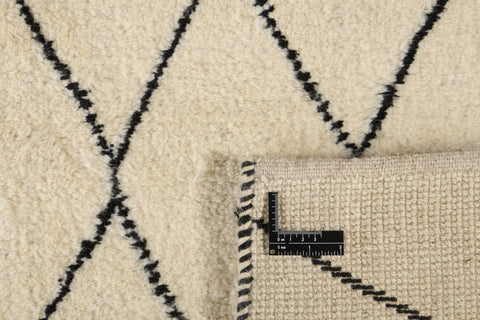Tessa Gallery Textured Rug