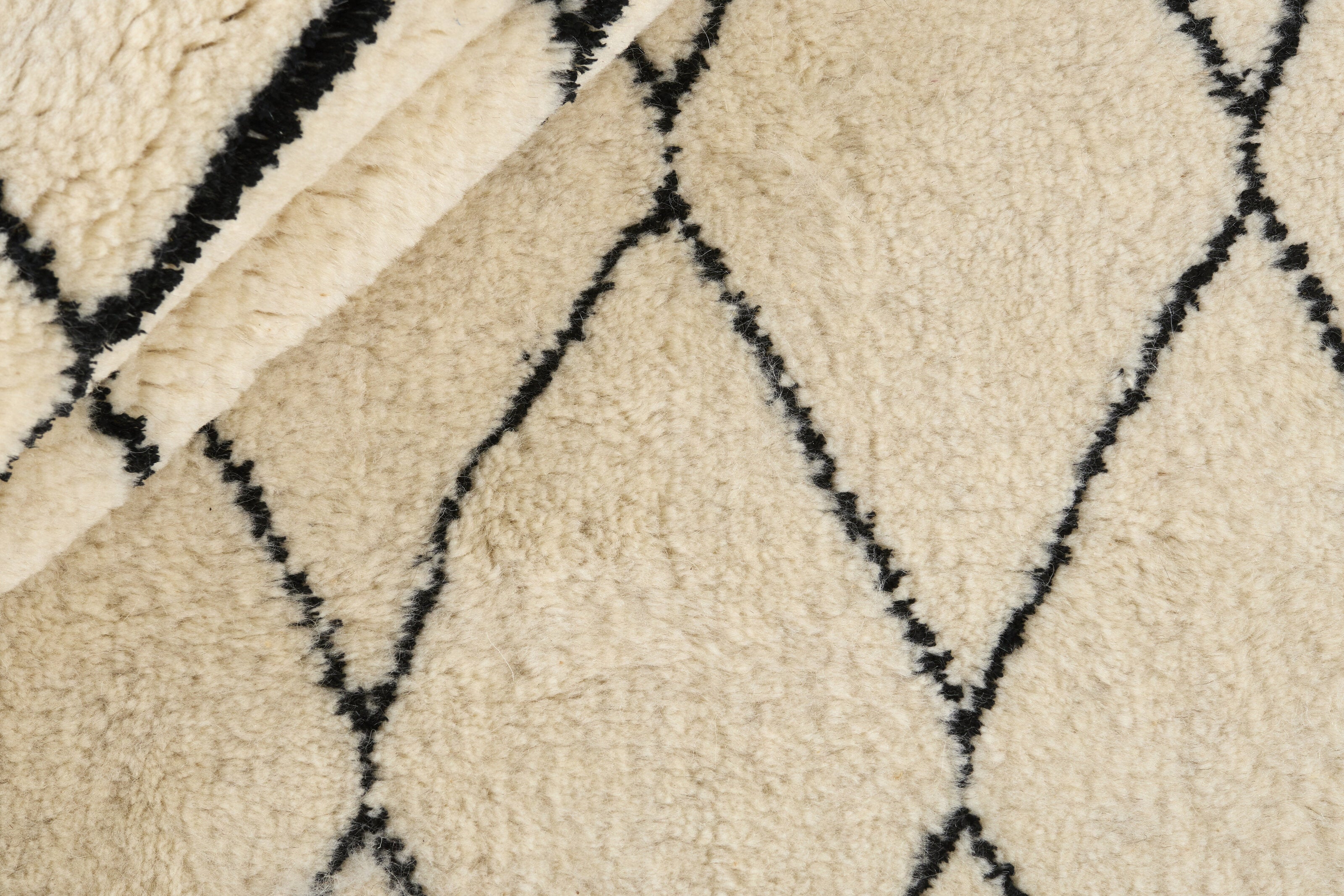 Tessa Gallery Textured Rug