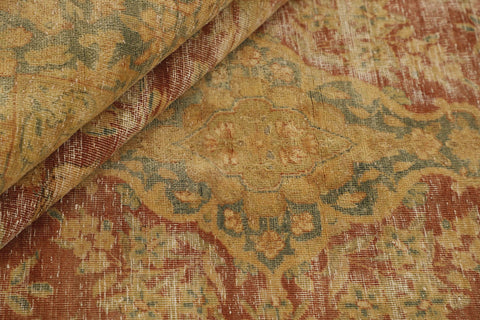 Vintage Kerman Fine Rug – 198 × 285 cm