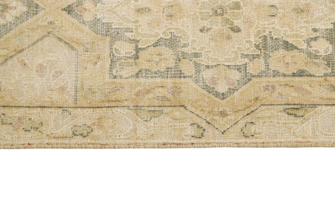 Vintage Kerman Rug – 284 × 409 cm